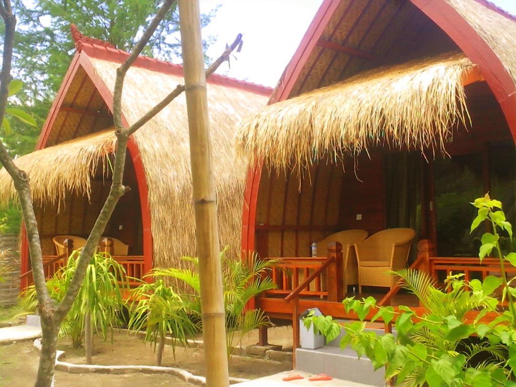 Отель Balenta Bungalow Гили-Мено Экстерьер фото